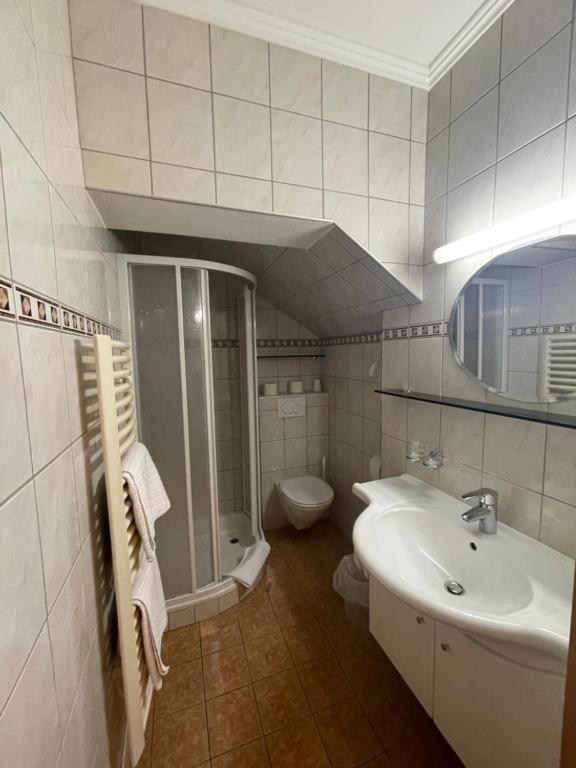 Restaurant-Pension Dorfwirt Bad Kleinkirchheim Pokoj fotografie